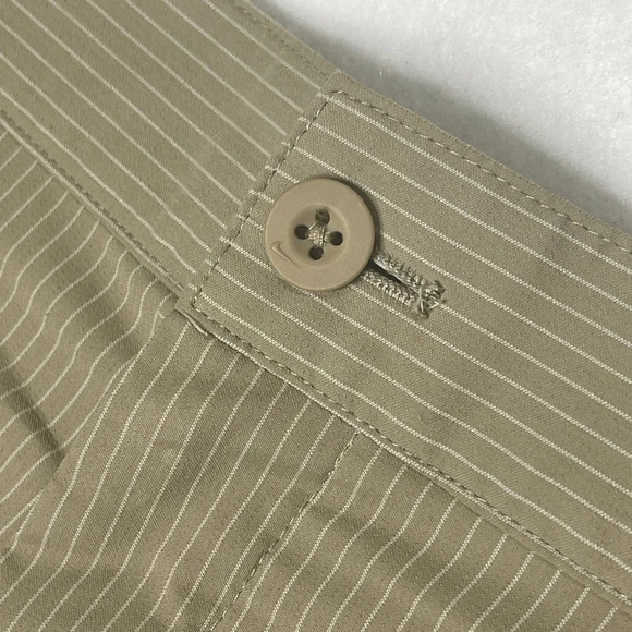 Nike Dri-fit Men’s Tan Pinstriped Golf Shorts Size 32 Khaki Stripes - Picture 3 of 7